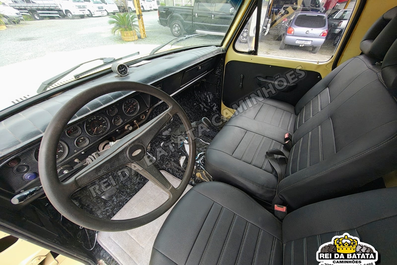 Ford F4000 - 76/76 6