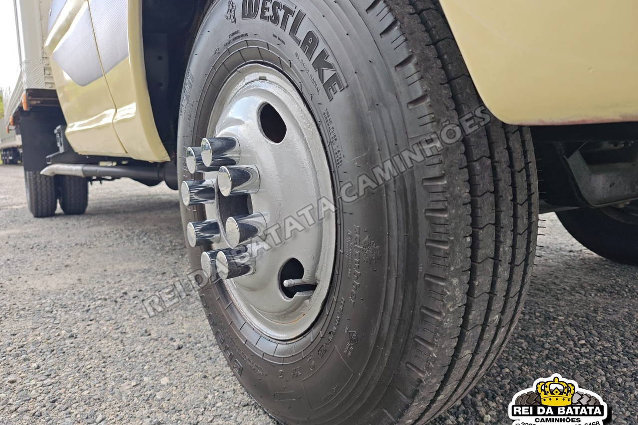 Ford F4000 - 76/76 17