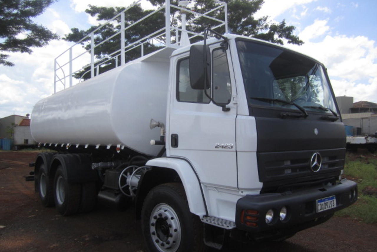 Mercedes Benz Atego 2423 - 07/08 5