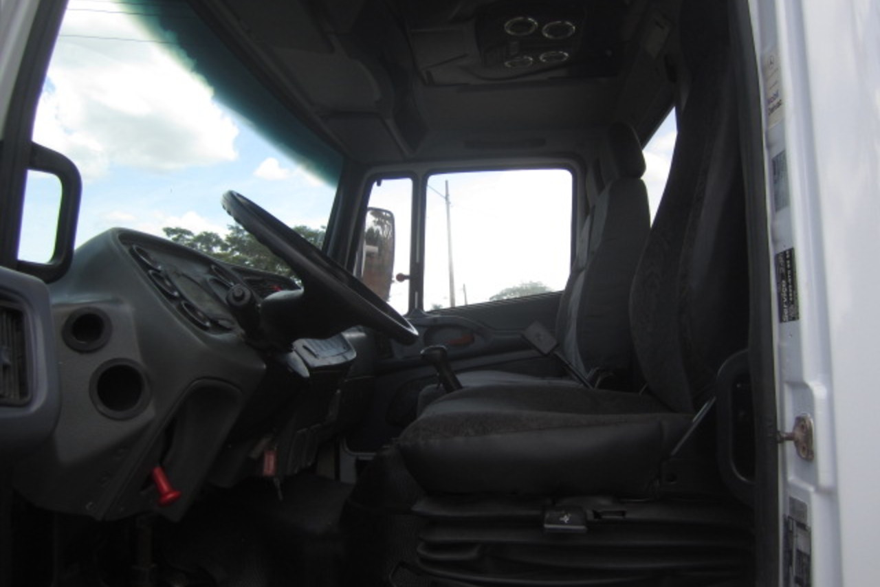 Mercedes Benz Atego 2423 - 07/08 7
