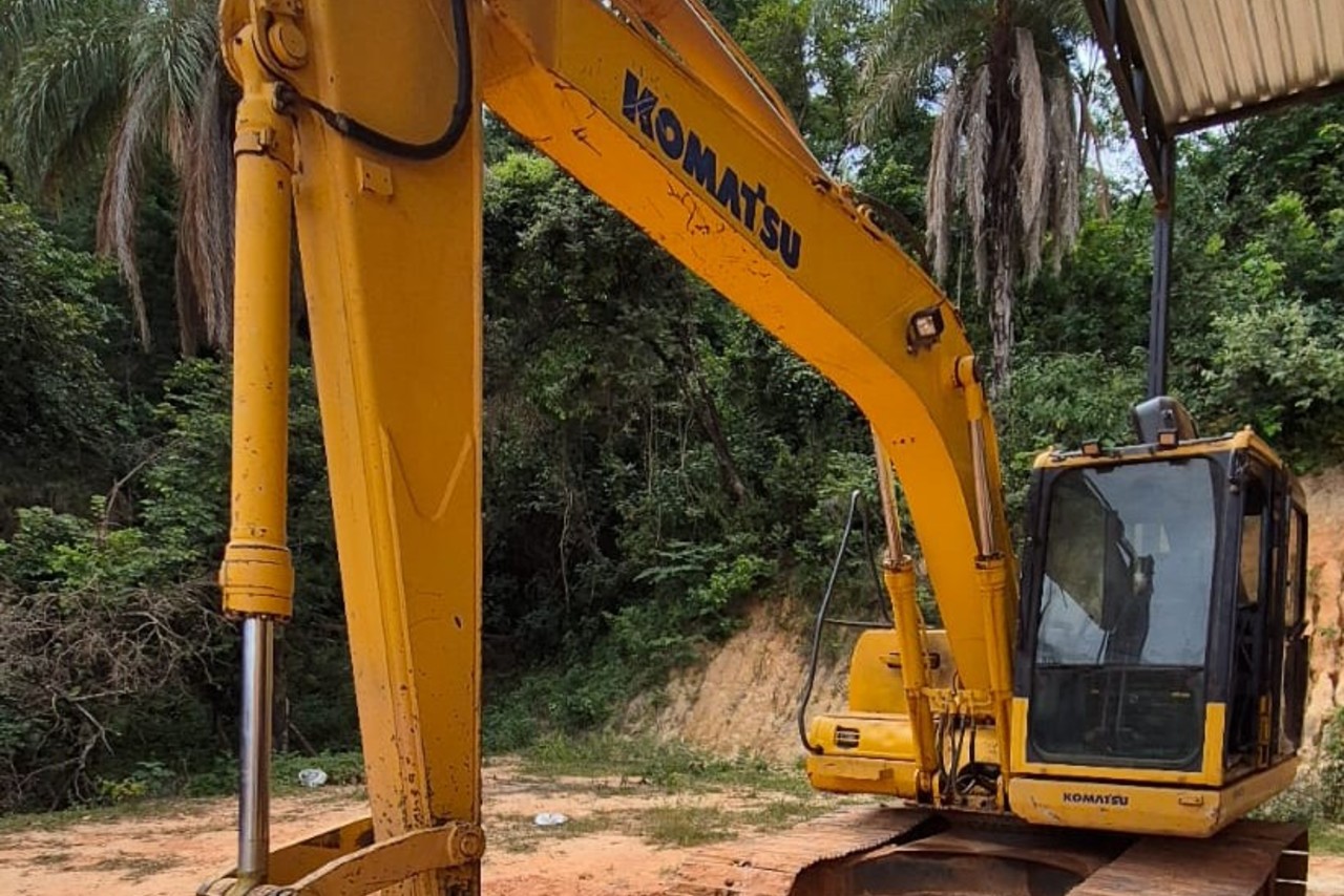 Komatsu PC130 - 12/12 4