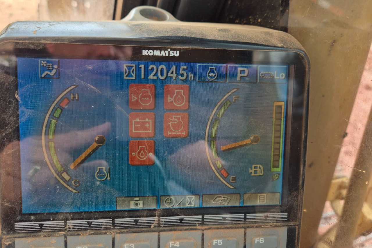 Komatsu PC130 - 12/12 9