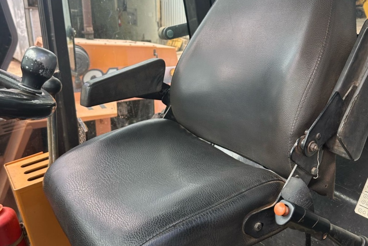 Case W20E - 11/11 5
