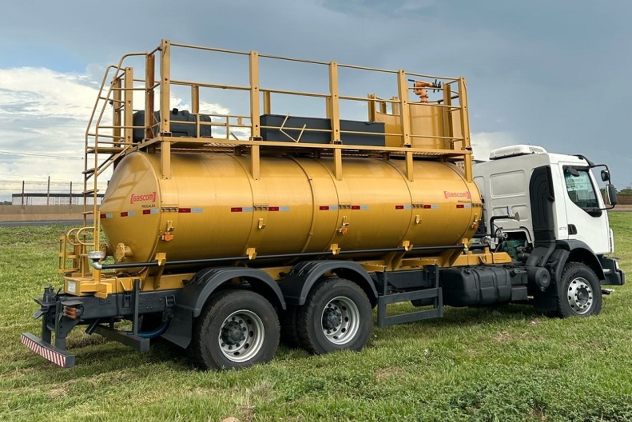 Volvo VM 270 - 13/13 2