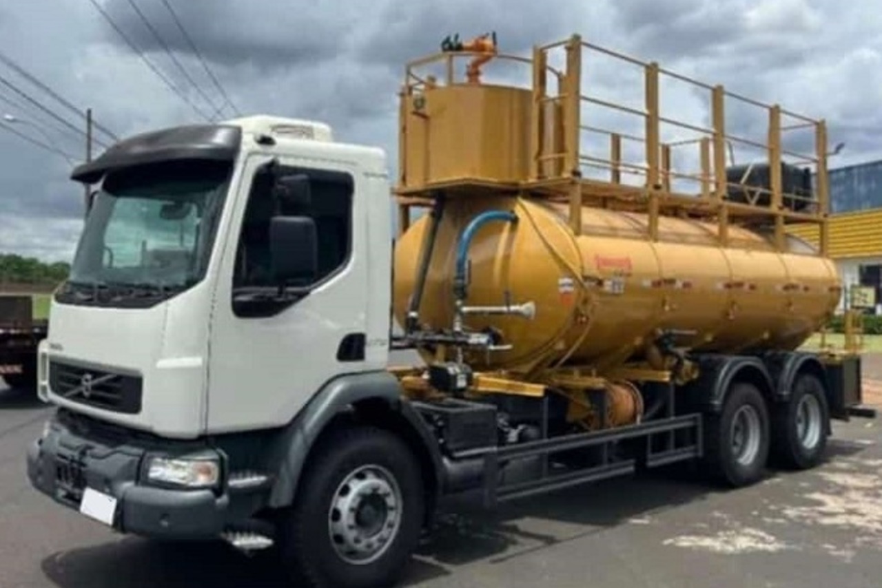 Volvo VM 270 - 13/13 3