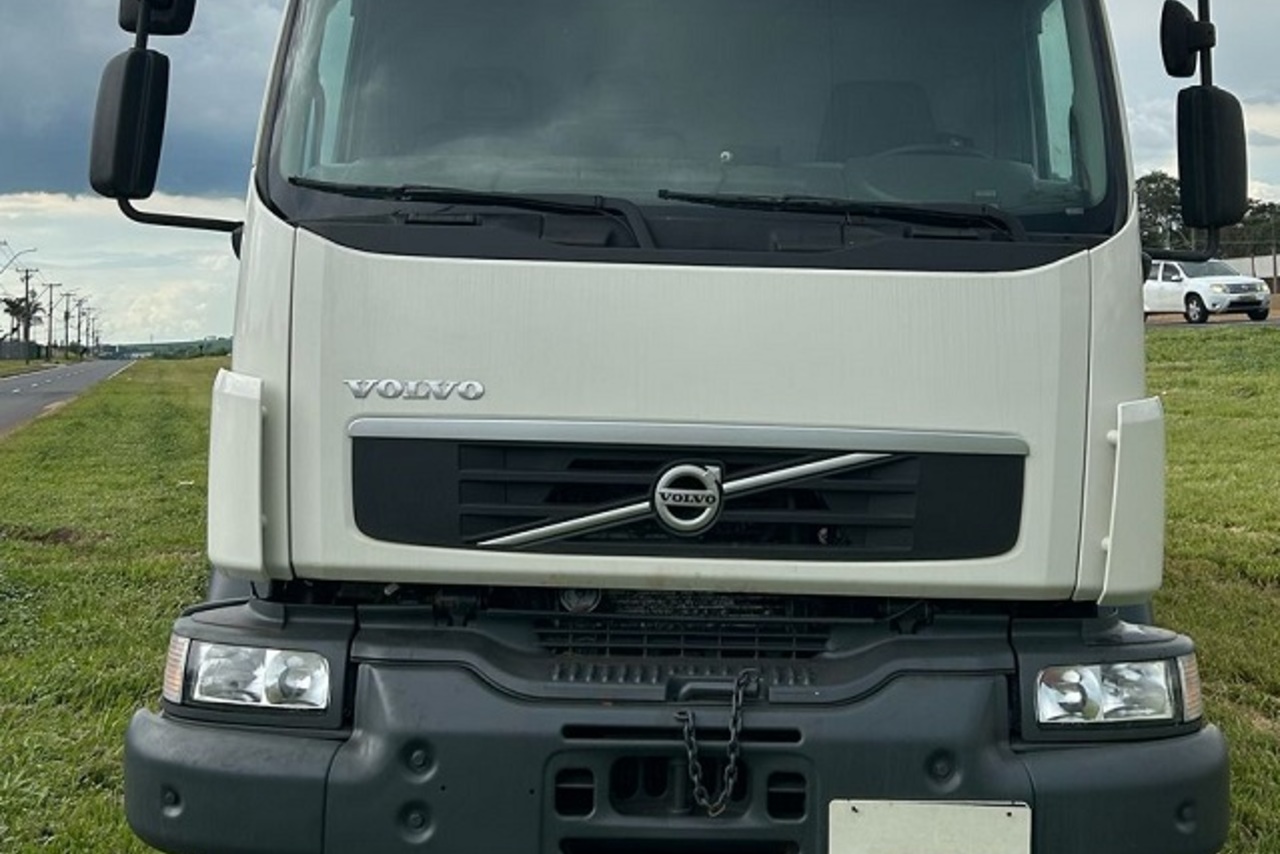 Volvo VM 270 - 13/13 5