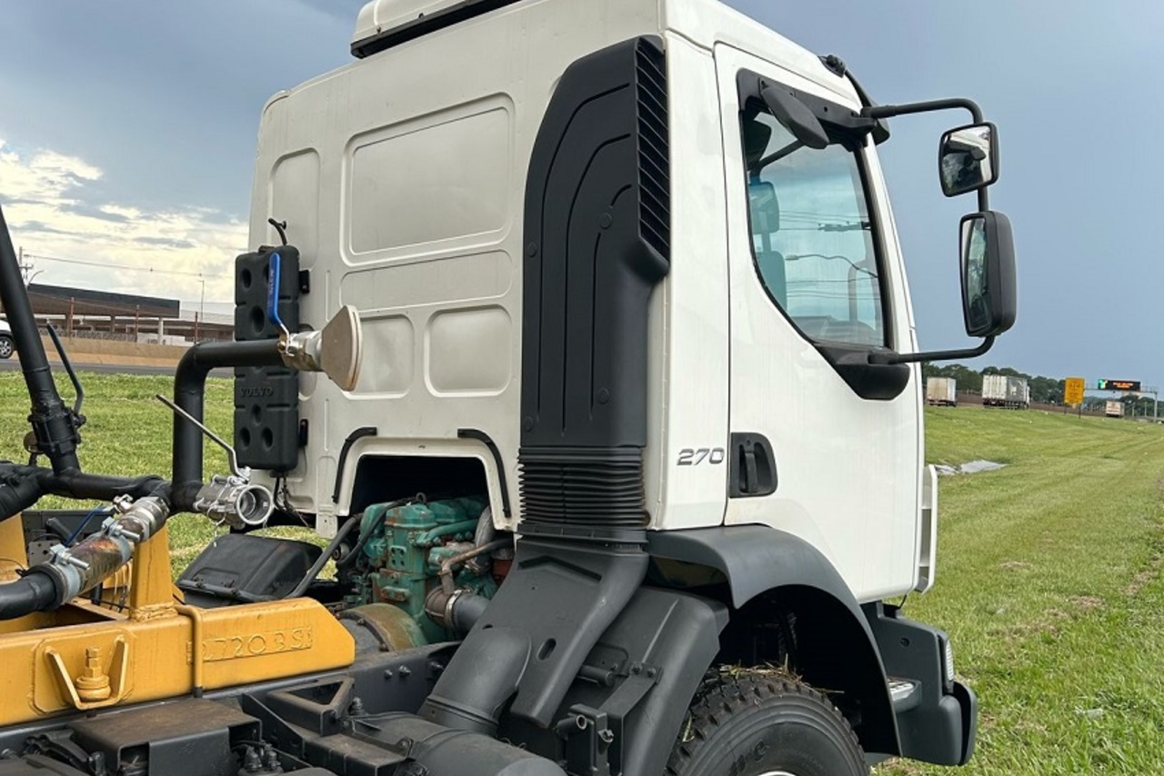 Volvo VM 270 - 13/13 7