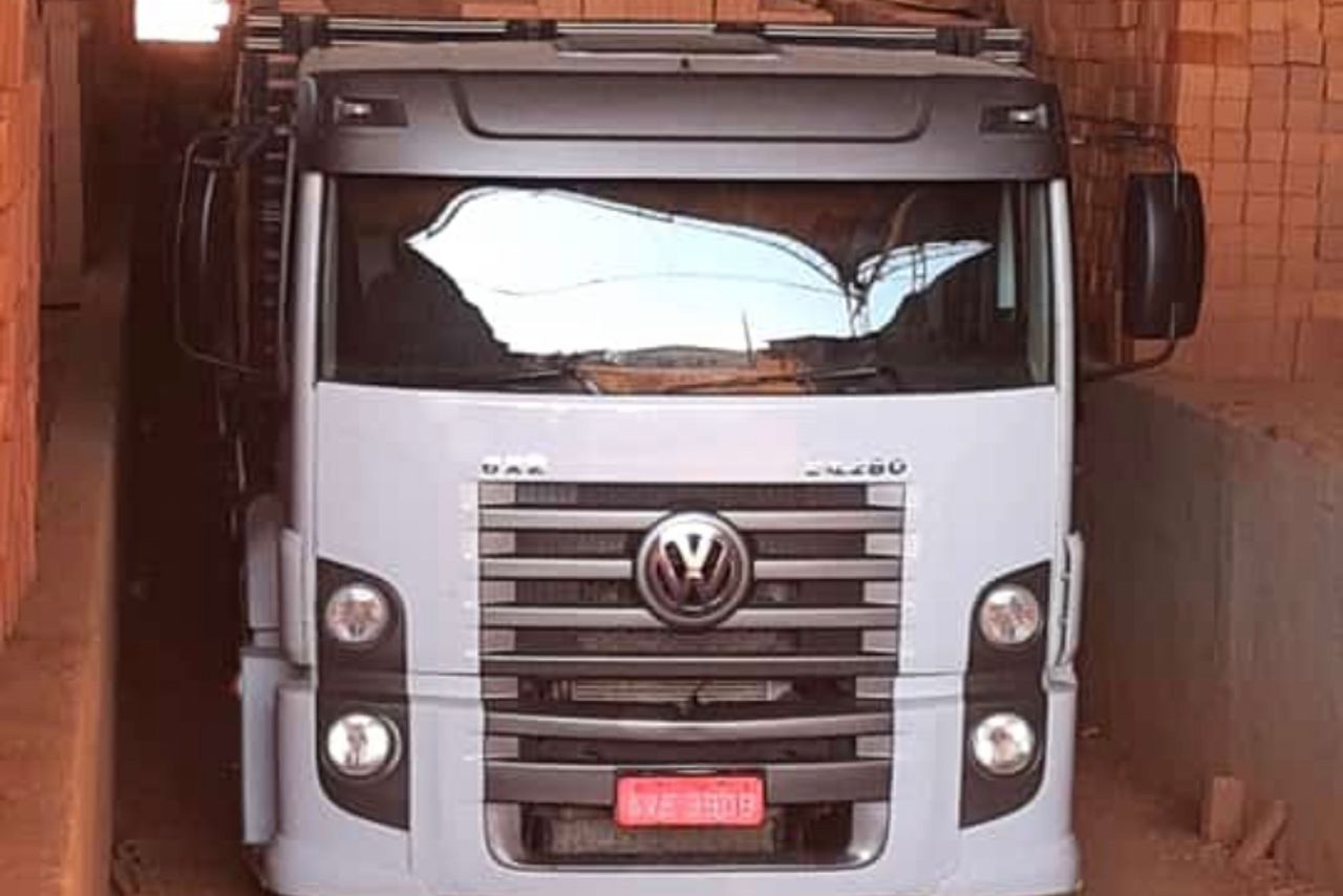 Volkswagen 24-280 E Constellation 6x2 - 12/12 3