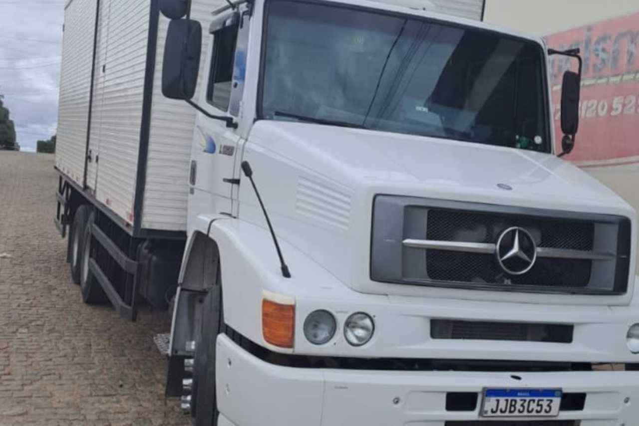 Mercedes Benz MB 1620 - 02/02 7