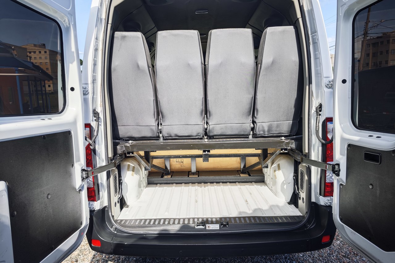 Renault Master Executive - 19/20 8