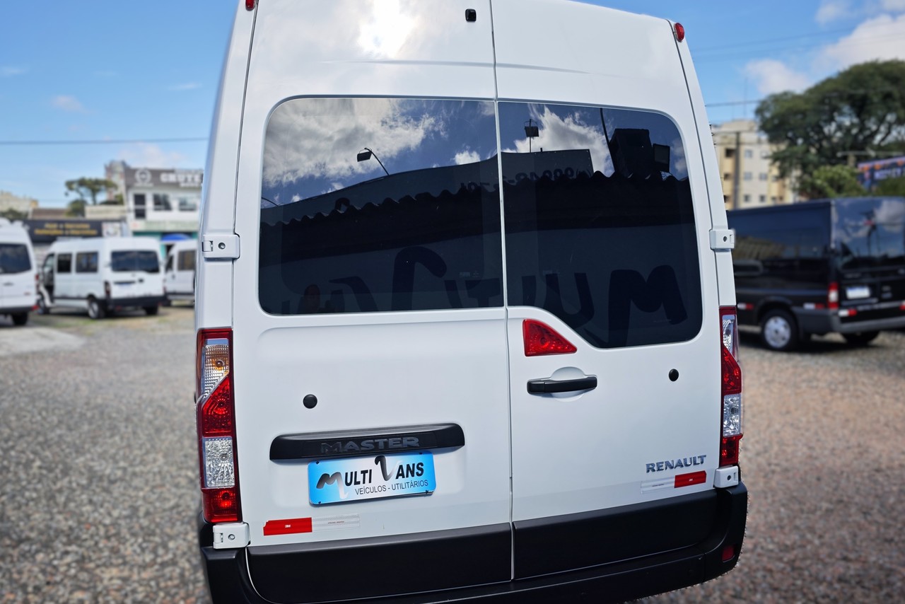 Renault Master Executive - 19/20 13