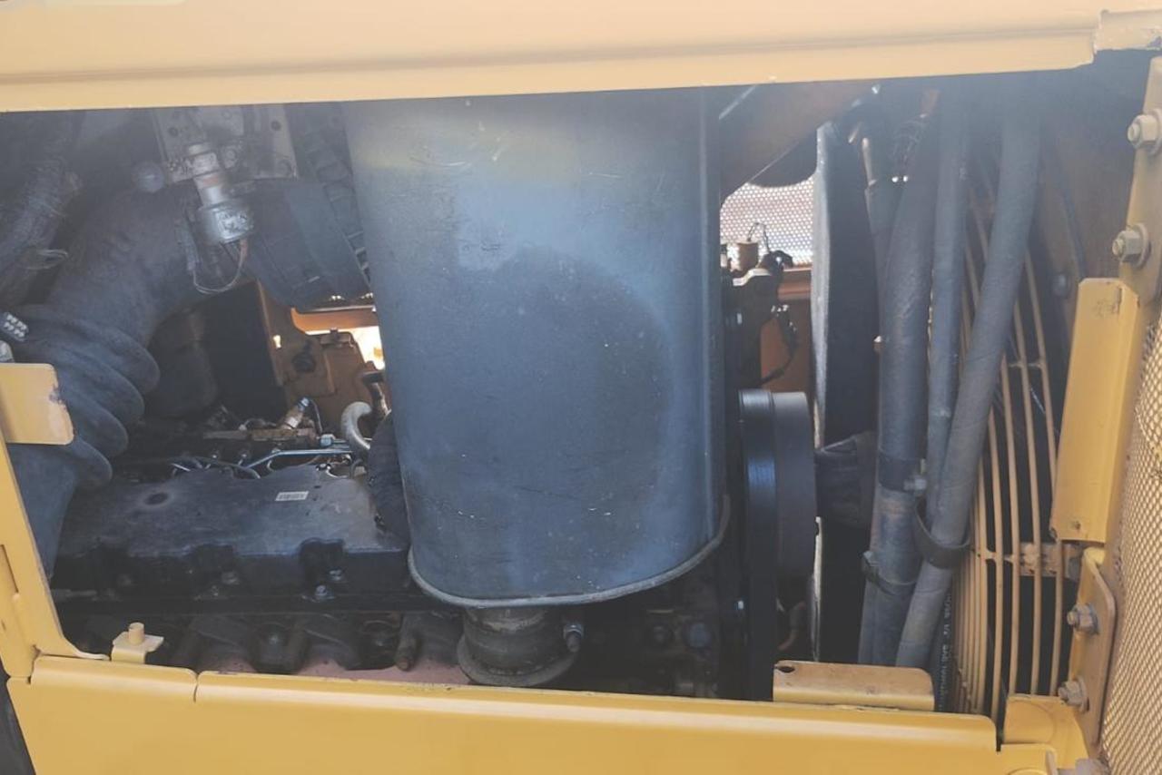 Caterpillar D6NXL - 20/12 28