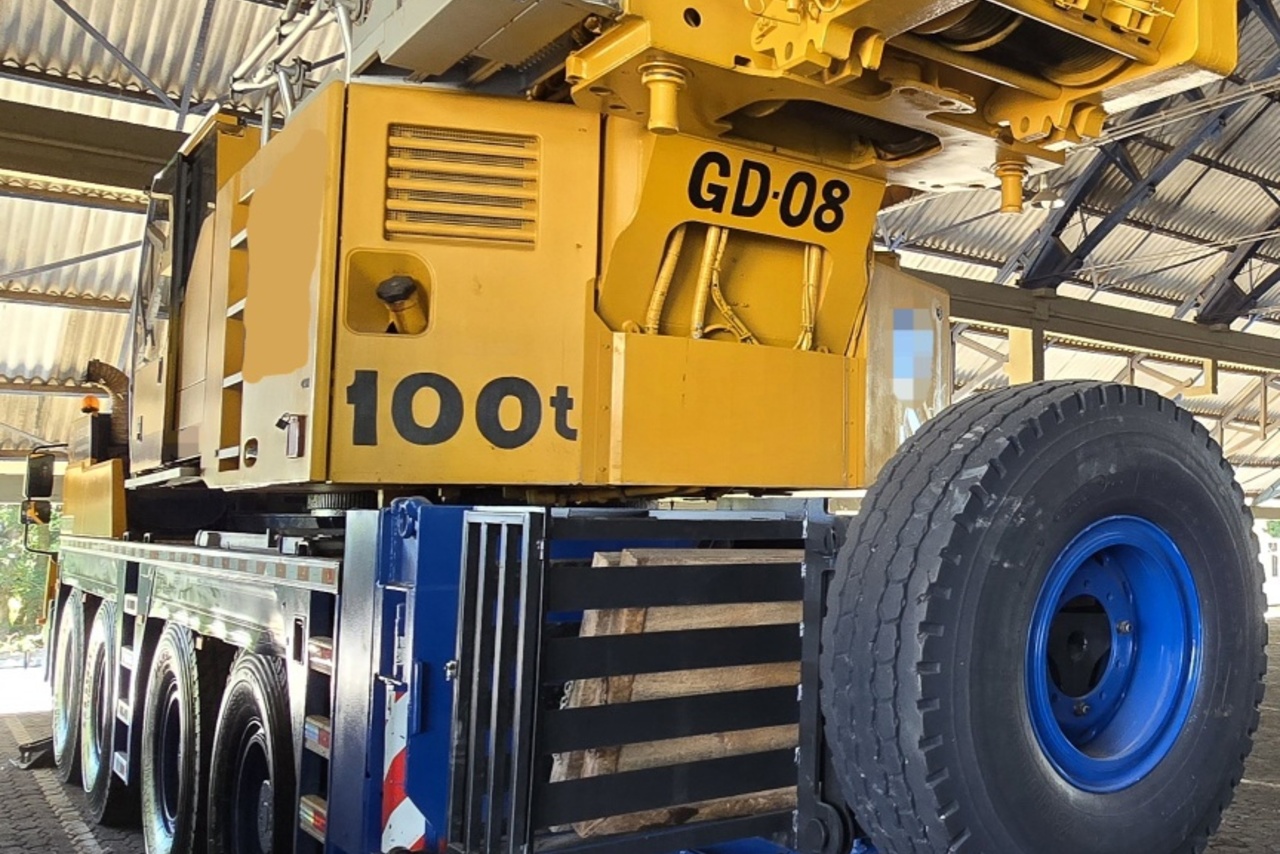 Liebherr LTM 1090-4.1 - 10/10 2