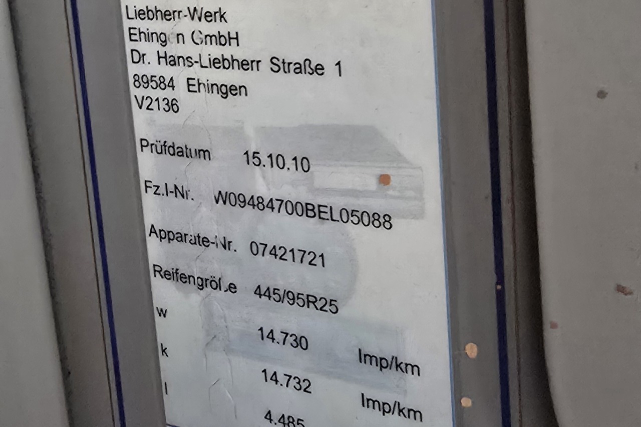 Liebherr LTM 1090-4.1 - 10/10 13