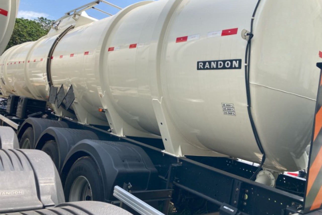 Randon Tanque - 24/24 8