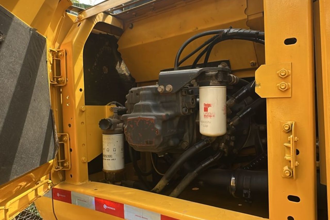 Komatsu PC200 - 17/17 4