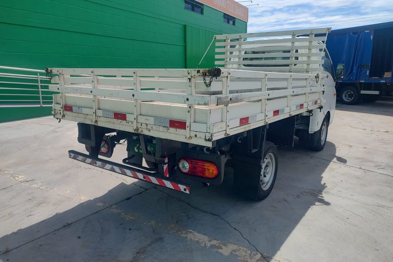 Hyundai HR - 21/22 2