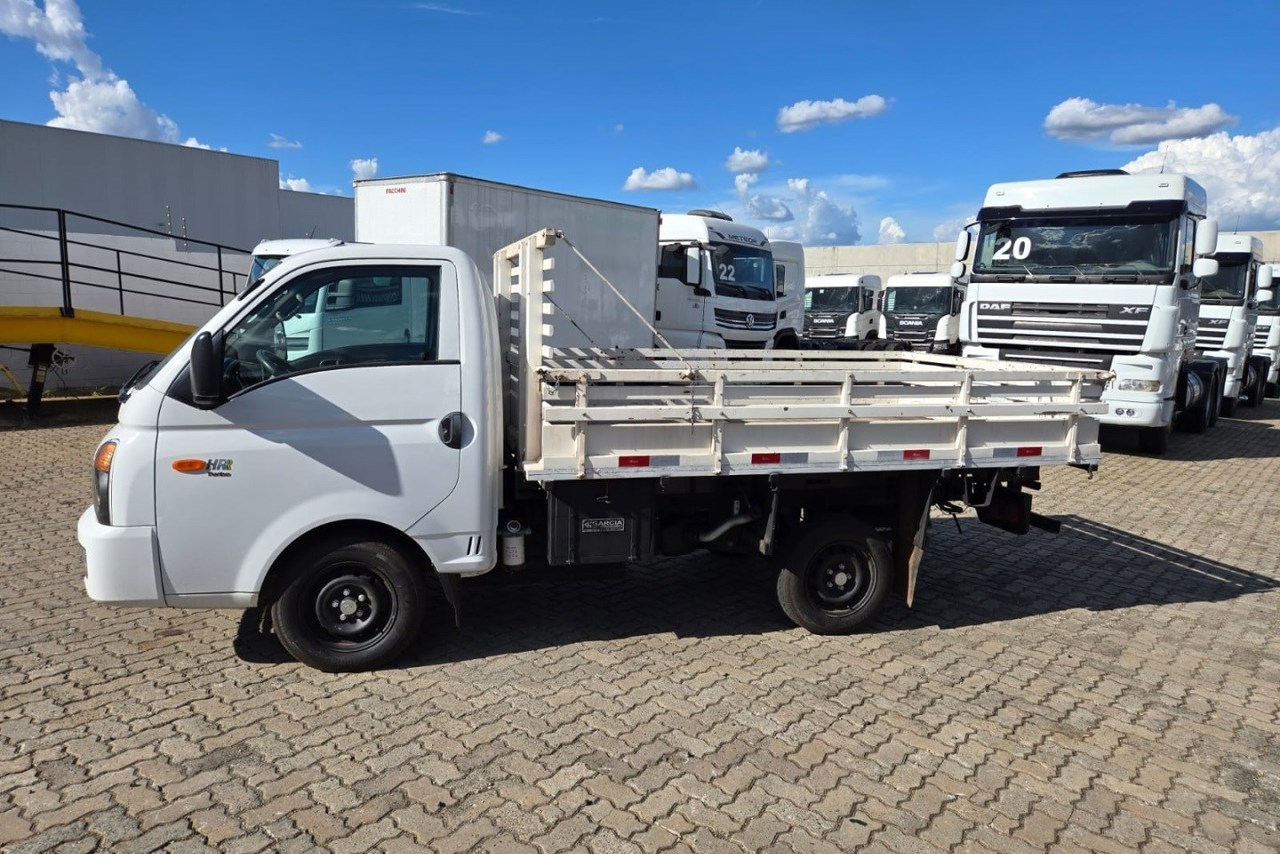 Hyundai HR - 21/22 2