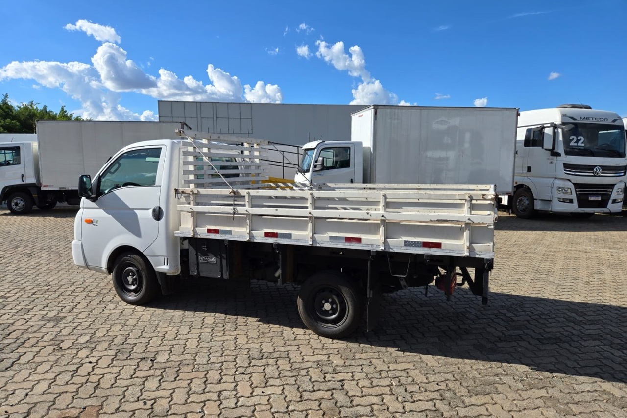 Hyundai HR - 21/22 6
