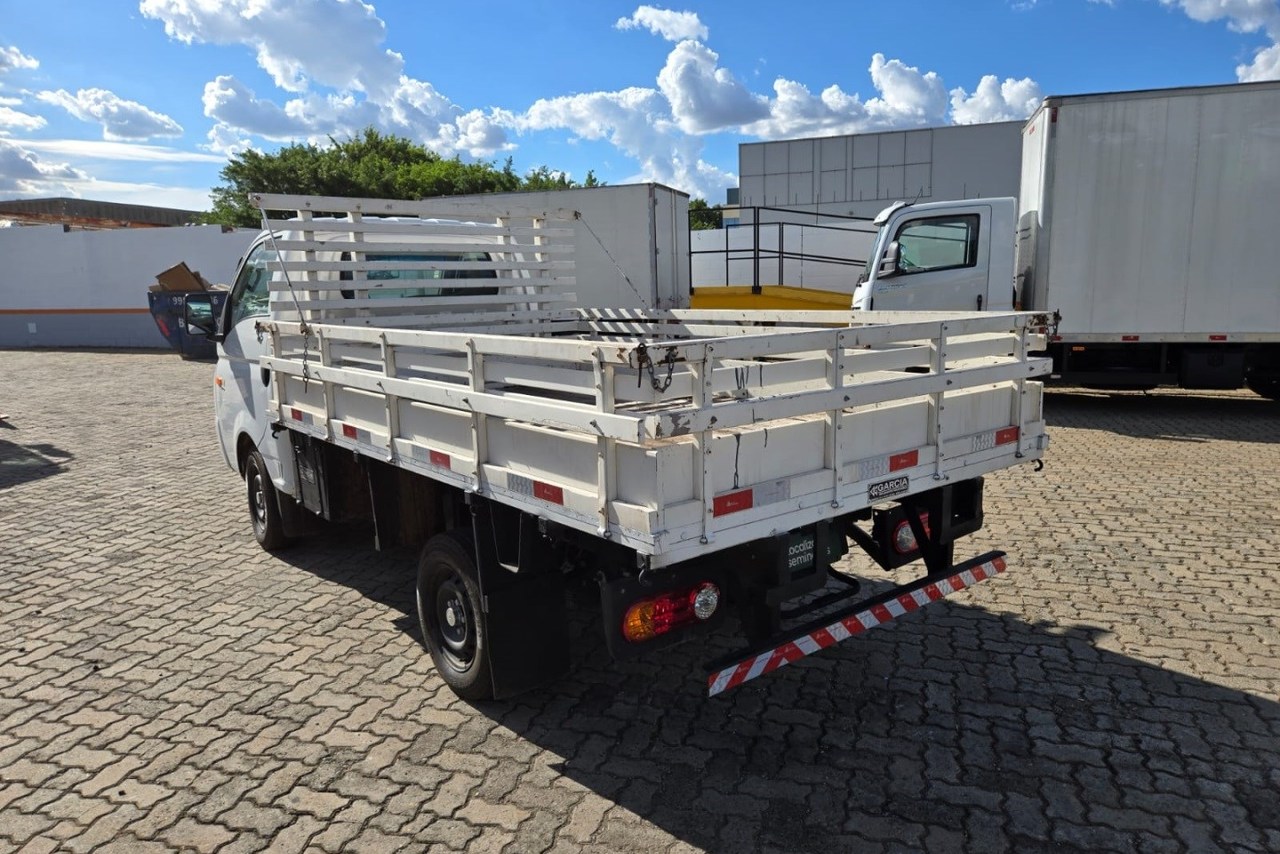Hyundai HR - 21/22 10