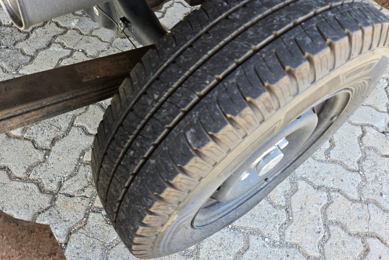 Hyundai HR - 21/22 15