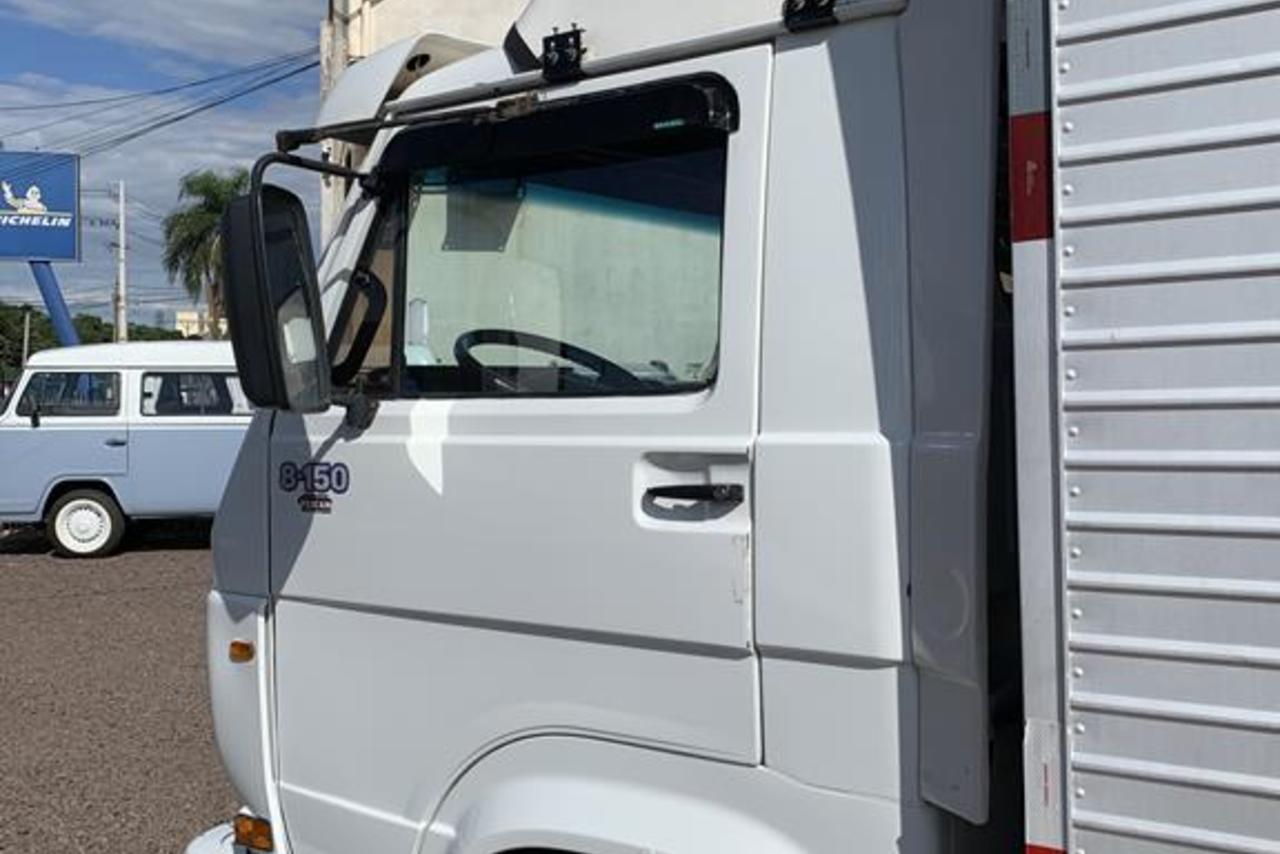 Volkswagen 8 150 - 05/05 2