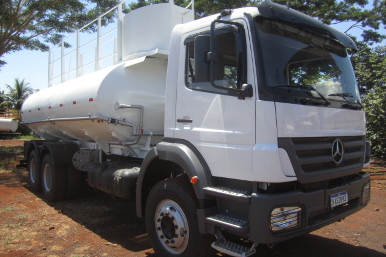 Mercedes Benz Axor 2831 - 08/08 3