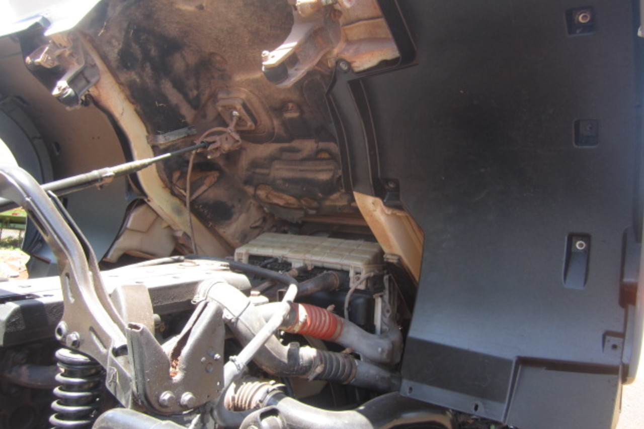 Mercedes Benz Axor 2831 - 08/08 13
