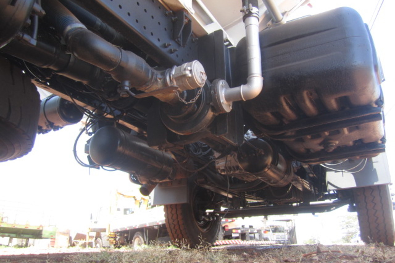 Mercedes Benz Axor 2831 - 08/08 20