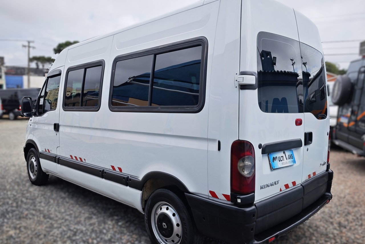 Renault Master Minibus - 07/08 2