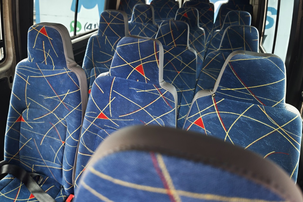 Renault Master Minibus - 07/08 7