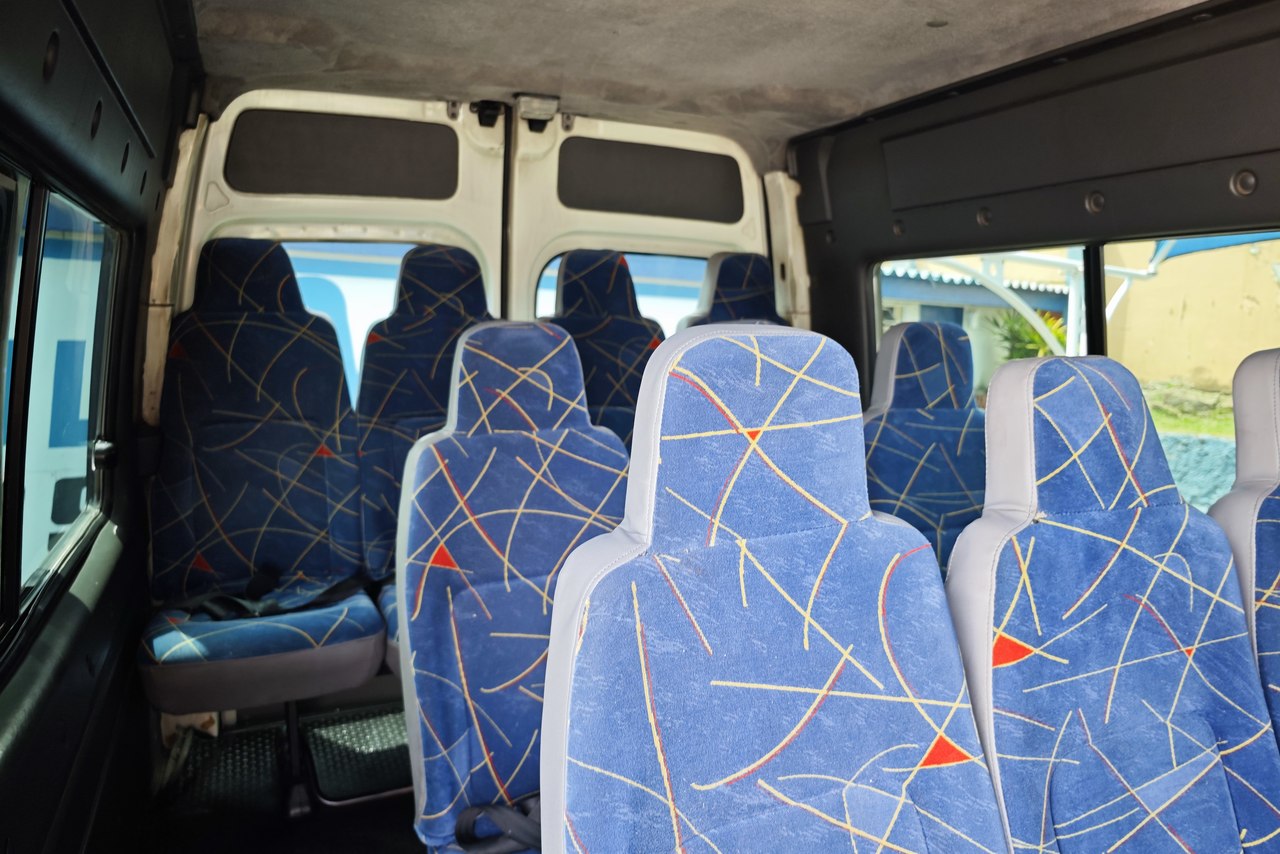 Renault Master Minibus - 07/08 8