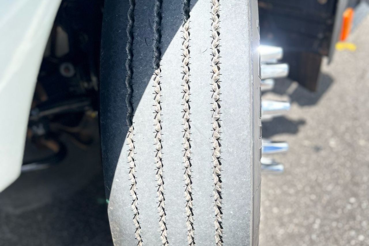 Iveco Hi Way 560 - 21/22 4