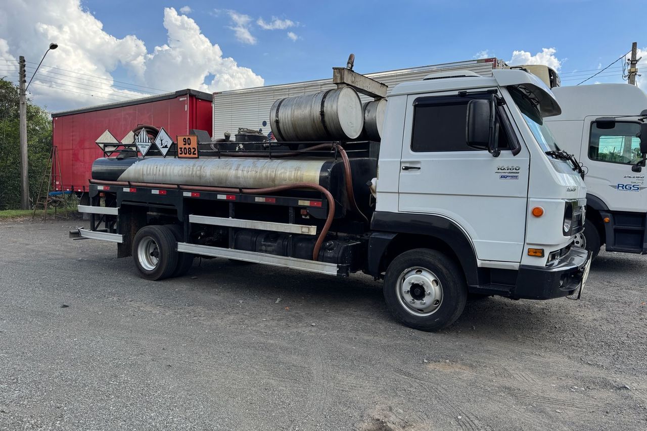 Volkswagen 10-160 E Delivery - 12/13 5