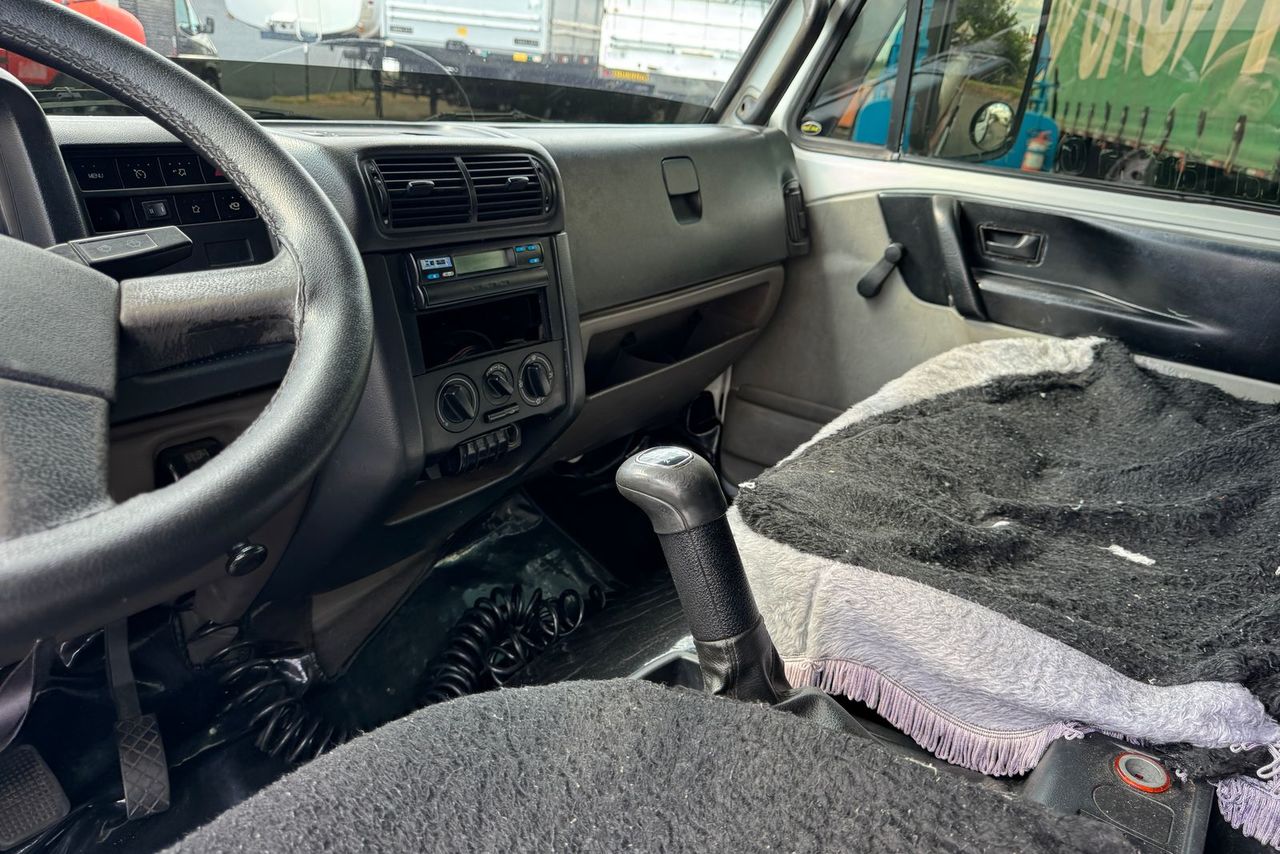 Volkswagen 10-160 E Delivery - 12/13 12