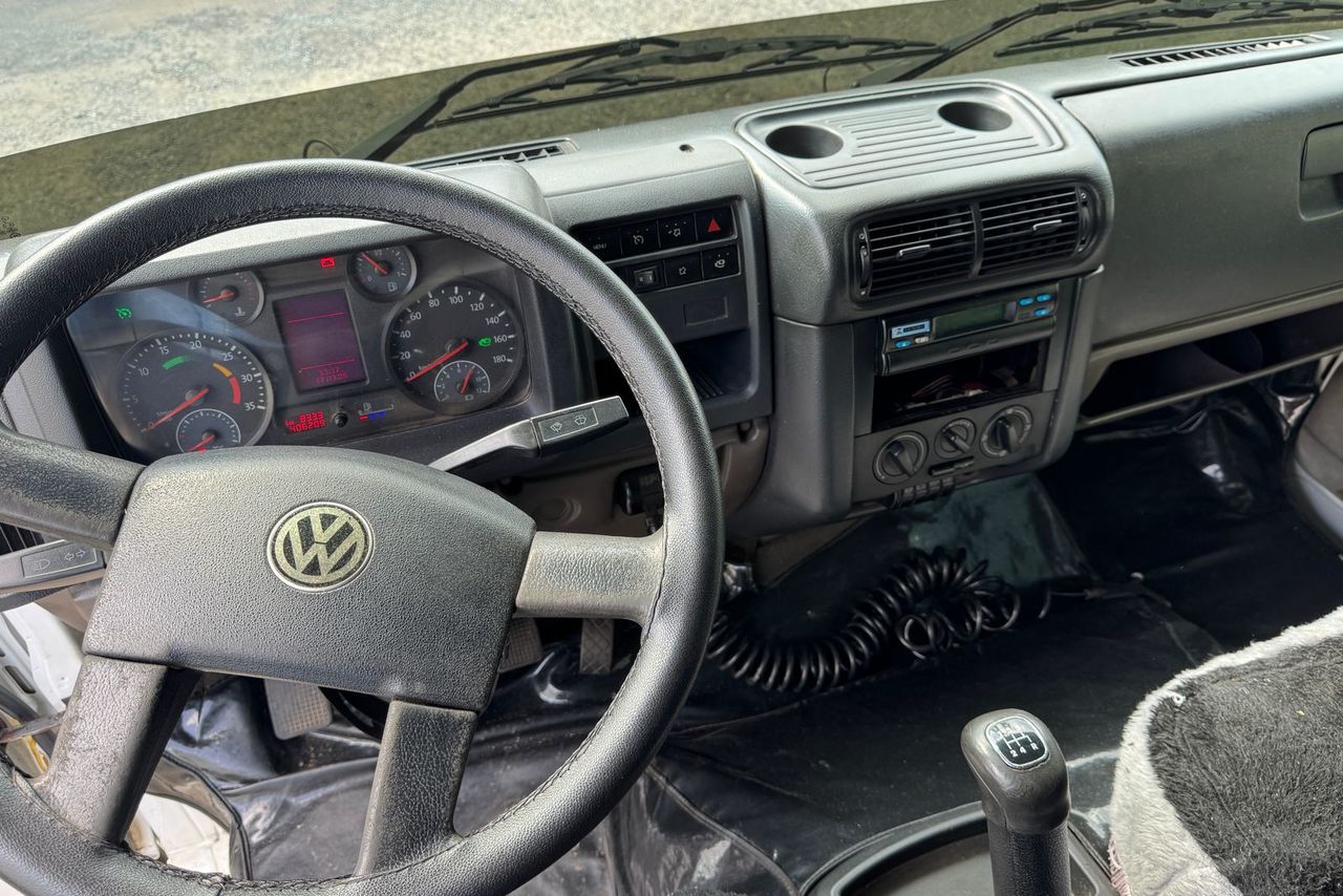Volkswagen 10-160 E Delivery - 12/13 17