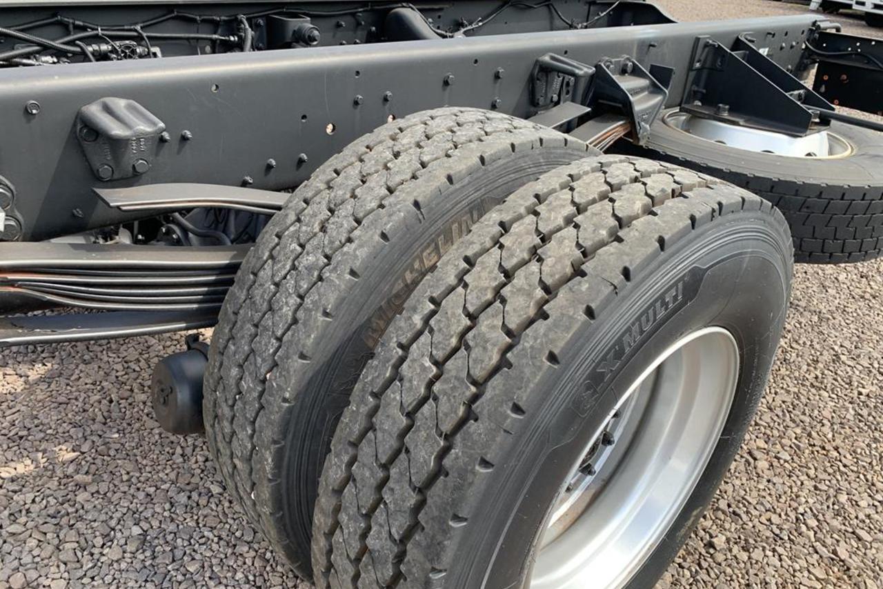 Ford Cargo1723 - 13/13 17