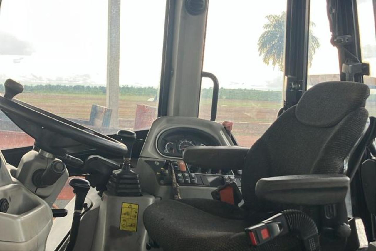 Bobcat B760 - 21/21 2