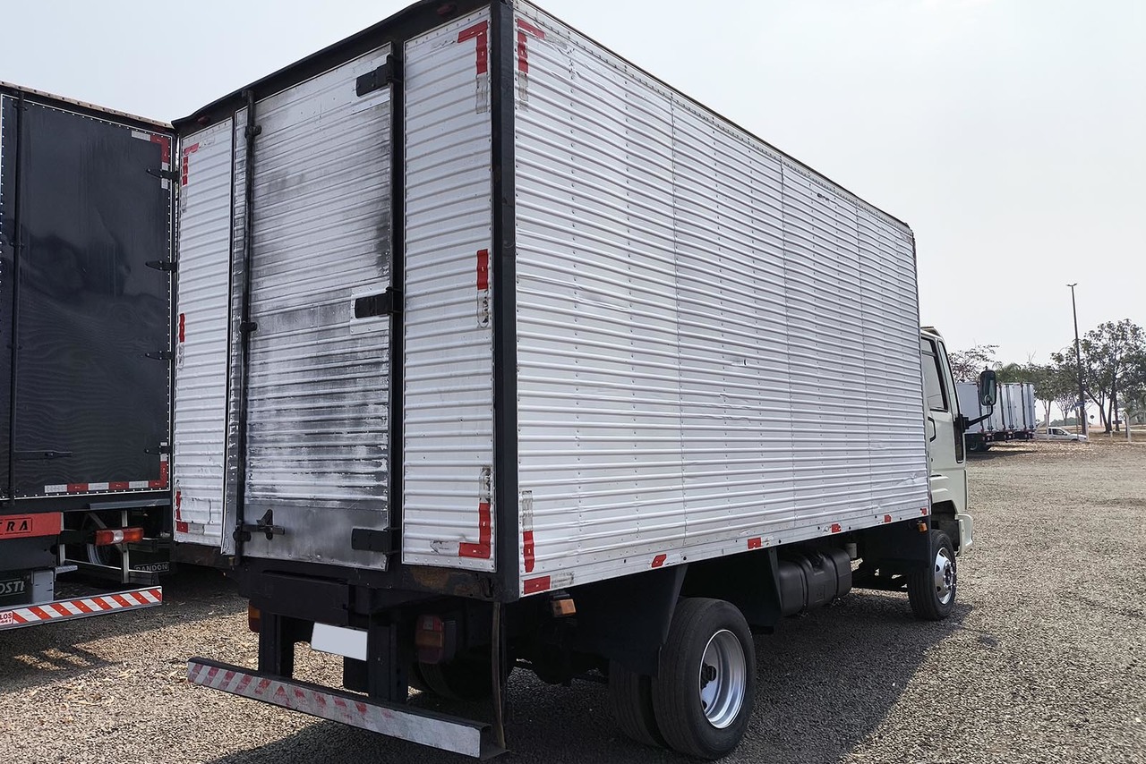Ford Cargo815 - 05/05 10