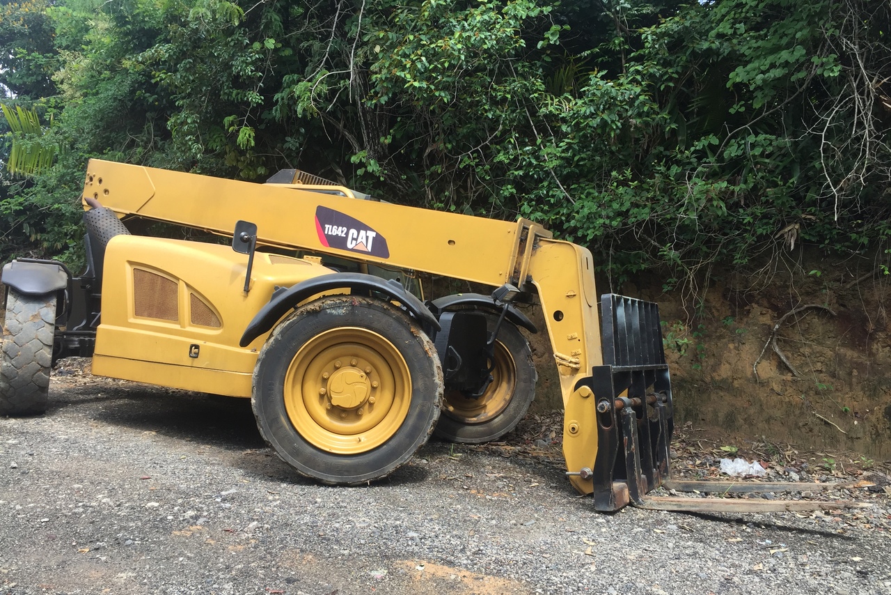 Caterpillar TL642 - 11/11 2