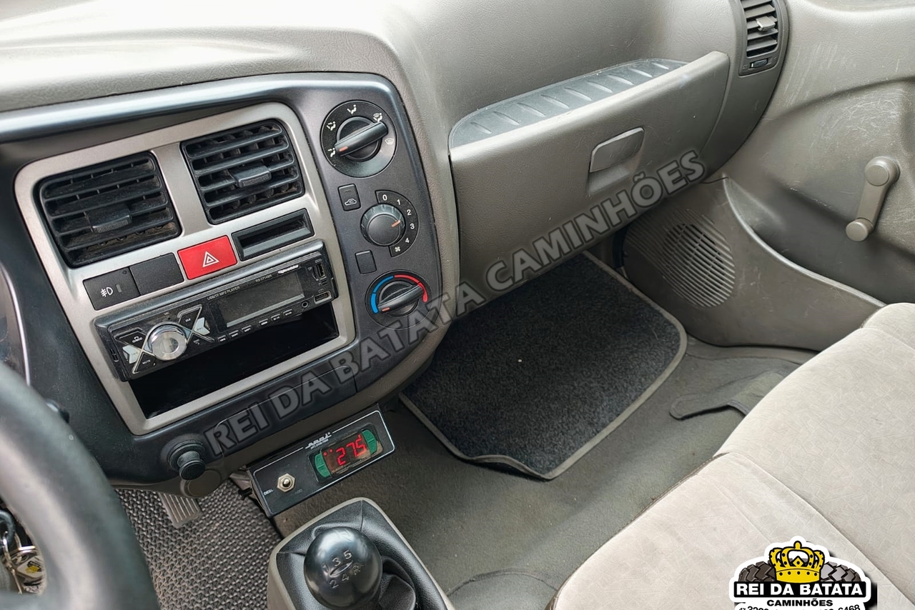 Hyundai HR - 09/09 12