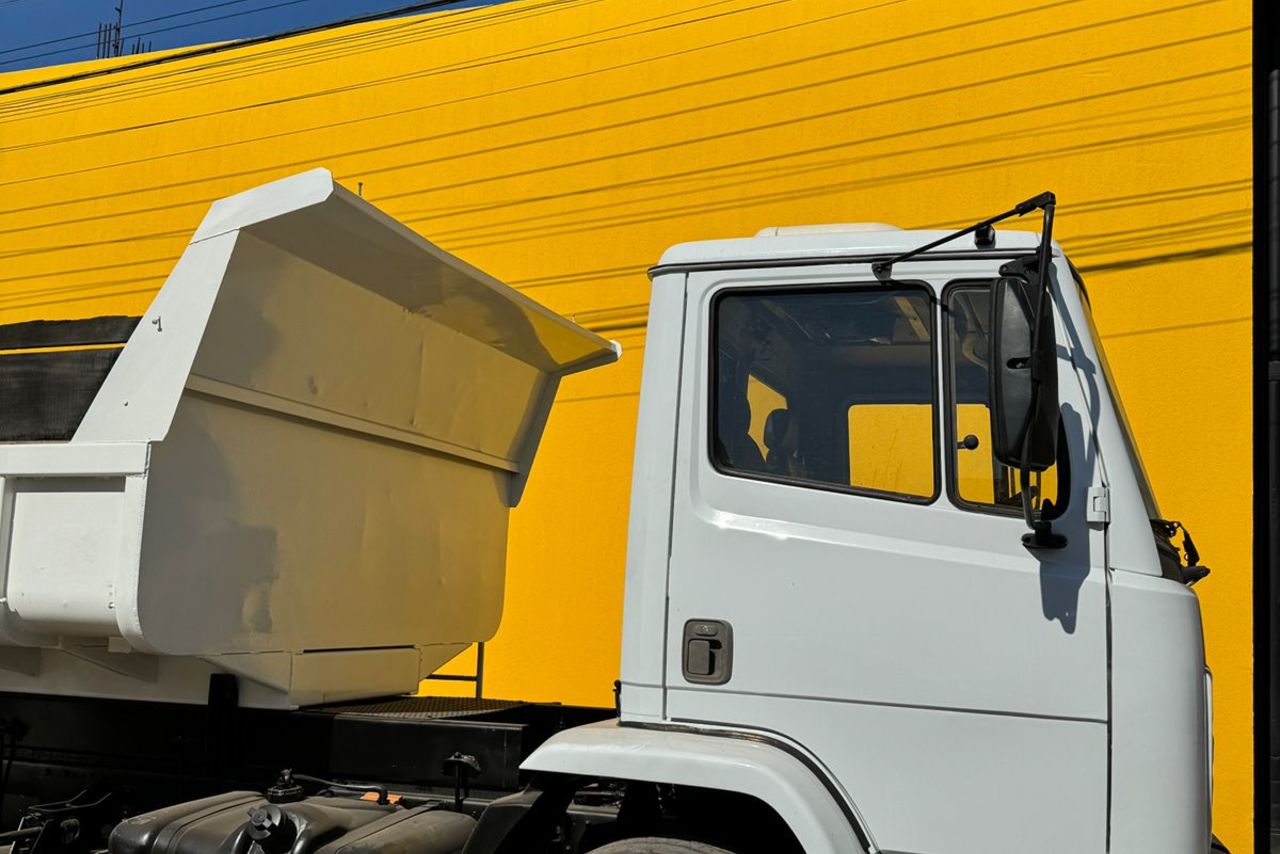 Mercedes Benz MB 1720 - 05/05 2