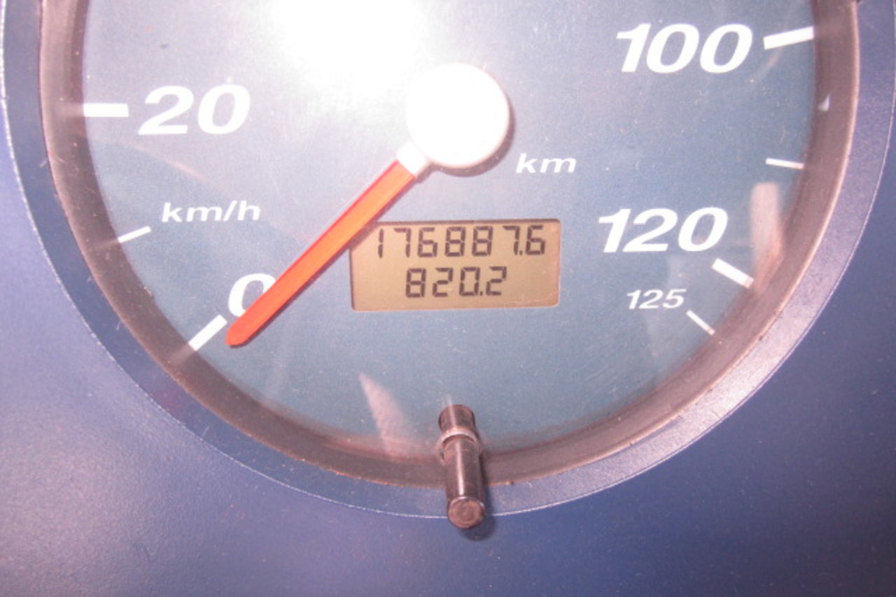 Volkswagen 26-260 - 11/12 7