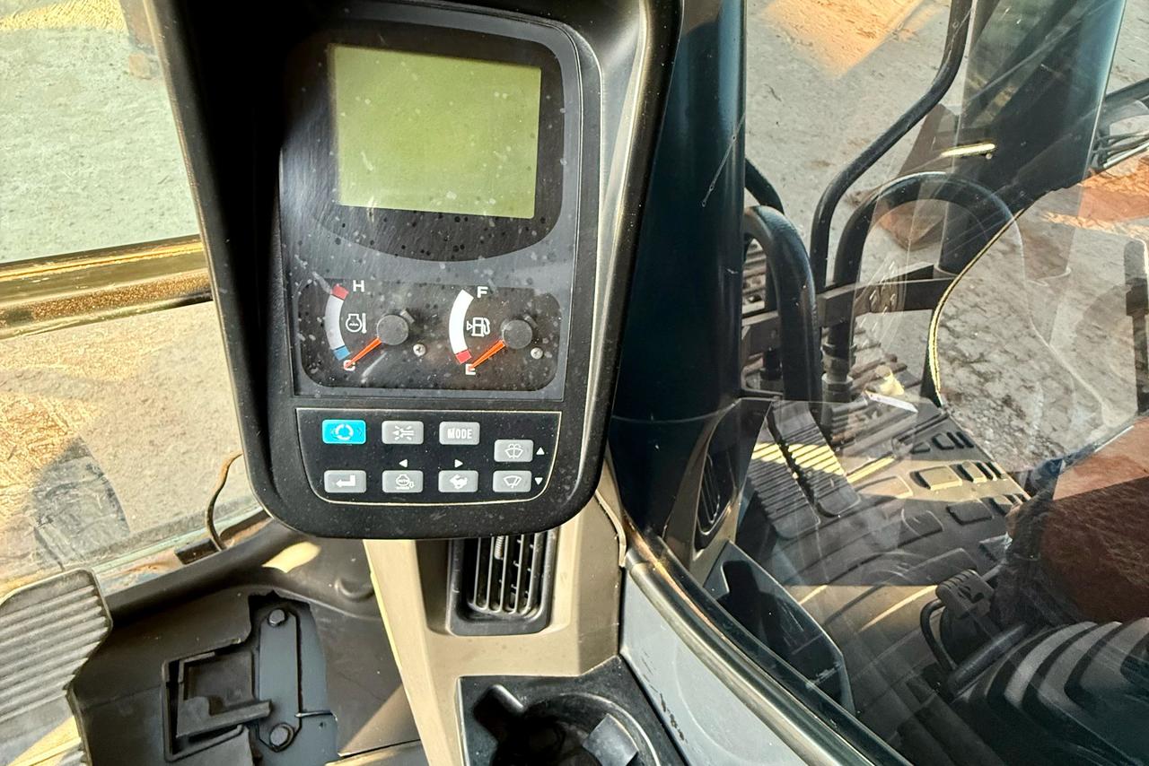 Case CX220 - 20/11 18