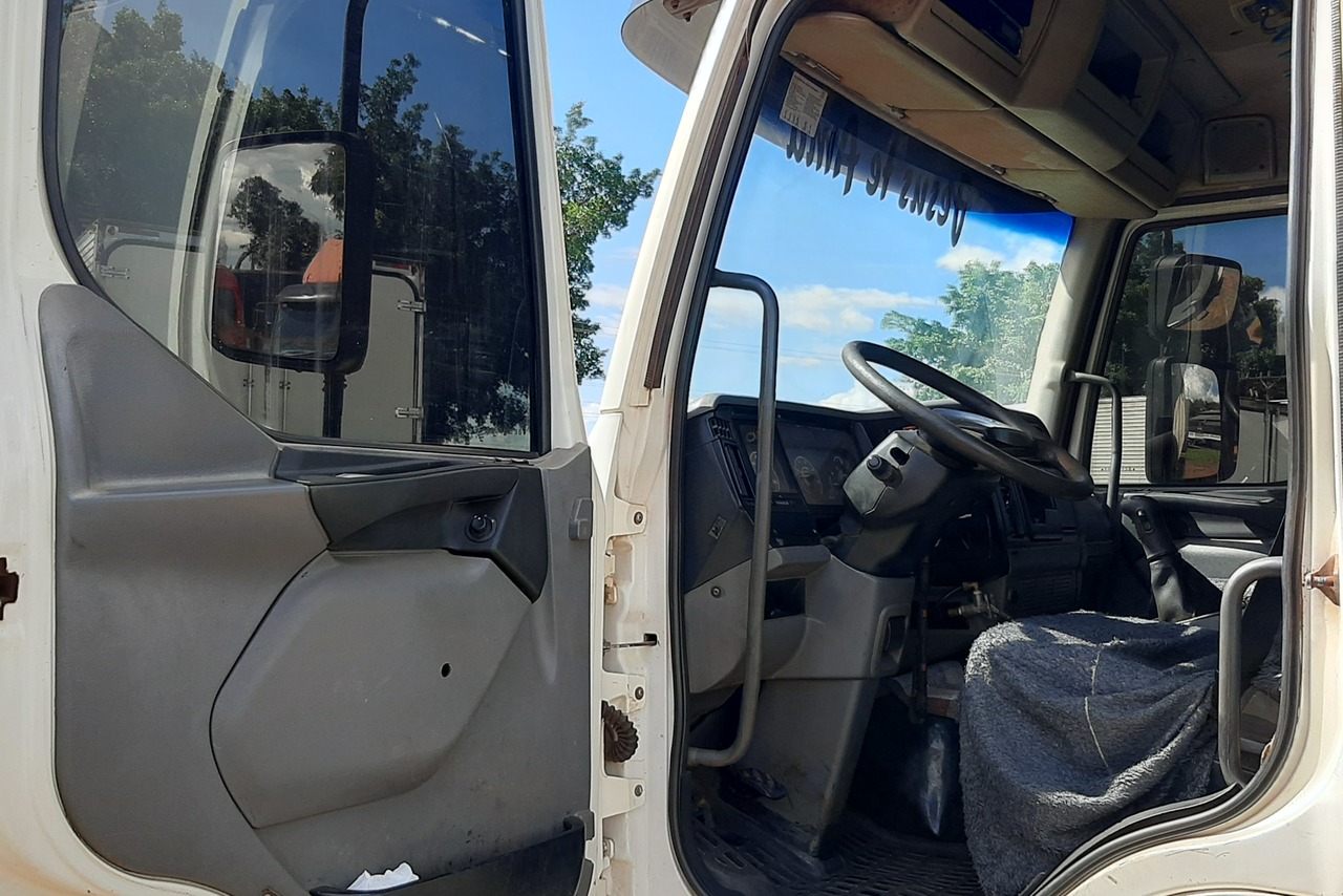 Volvo VM260 - 11/11 4