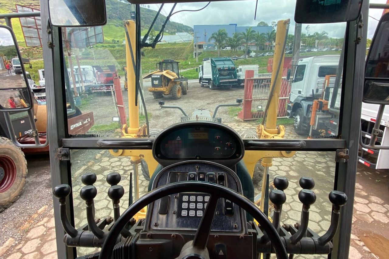 Volvo G940 - 10/10 11