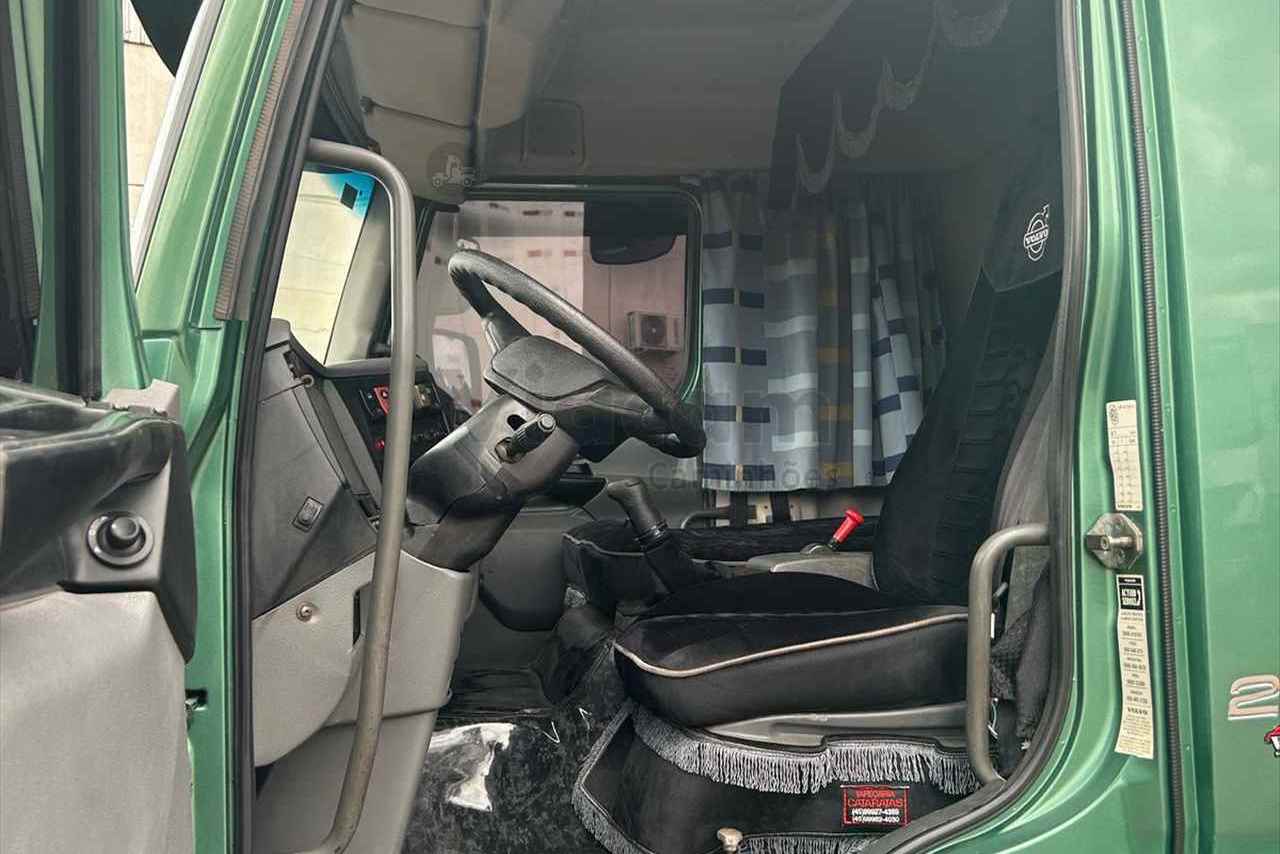 Volvo VM260 - 09/10 6