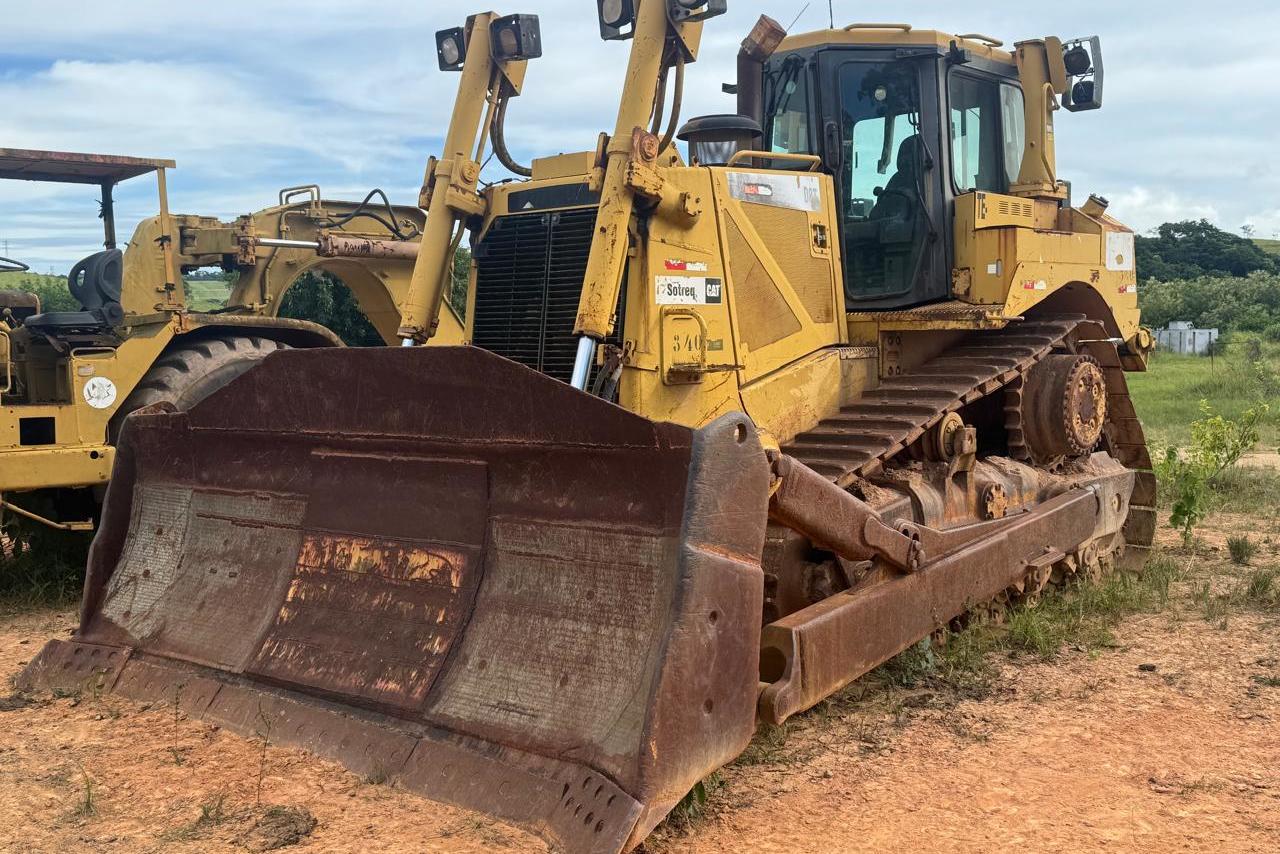 Caterpillar D8T - 08/08 5