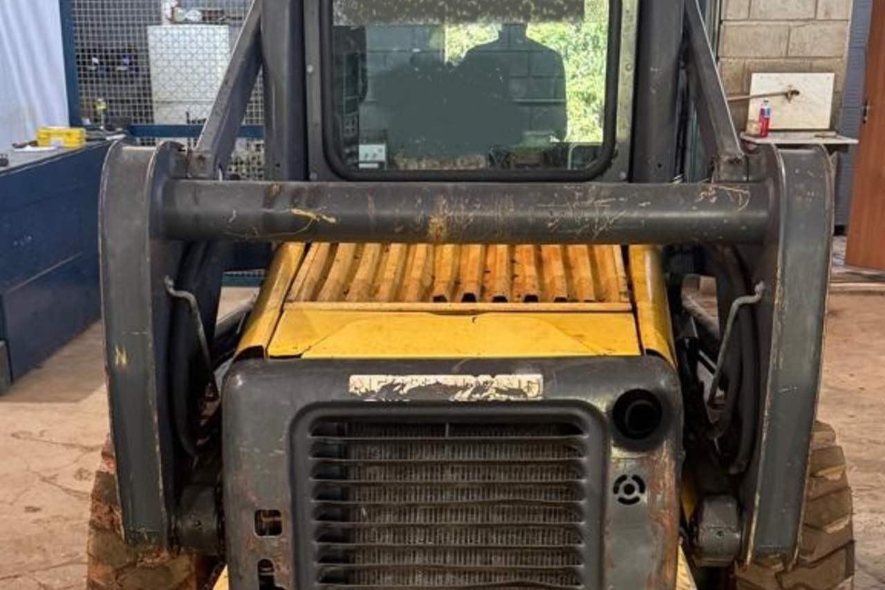 New Holland L 170 - 10/10 5