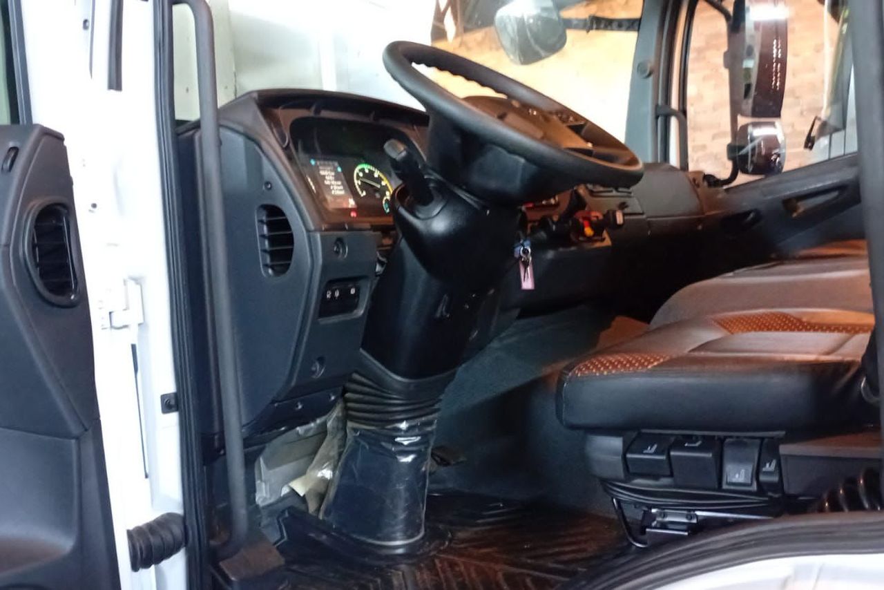 Mercedes Benz Atego 2730 - 24/24 7